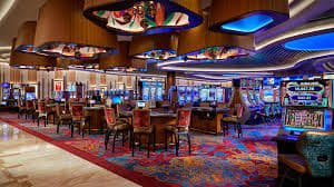 မြန်မာနိုင်ငံတွင် 319slot စလော့ဂိမ်းများ မိုဘိုင်းဖုန်းဖြင့် ကစားနေသူ
